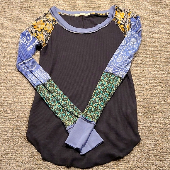 We The Free Tops - We the Free sz med thermal long sleeve shirt